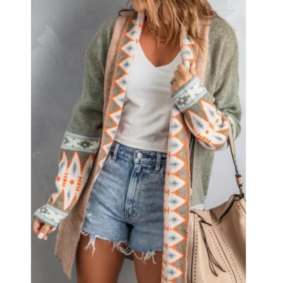 Sweaters - New boutique Aztec open front Cardigan 2x